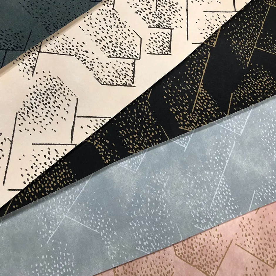 Wallcoverings<Kelly Wearstler brink wallpaper BLUSHGOLD