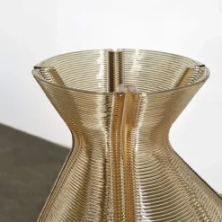 Entertaining<Kelly Wearstler changing vase RECLAIMEDPLASTIC