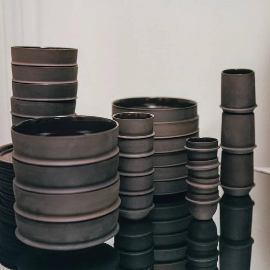 Dune Collection|Drinkware<Kelly Wearstler dune espresso cup & saucer, set of 4 SLATE