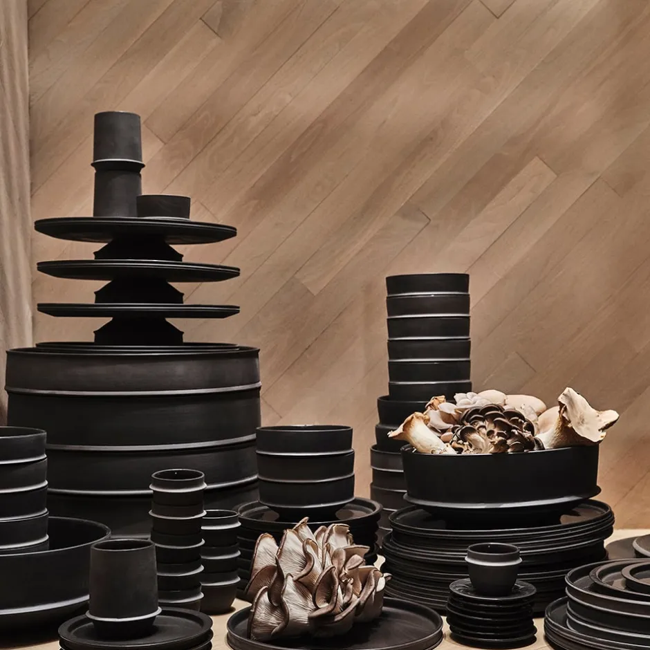 Dune Collection|Drinkware<Kelly Wearstler dune espresso cup & saucer, set of 4 SLATE