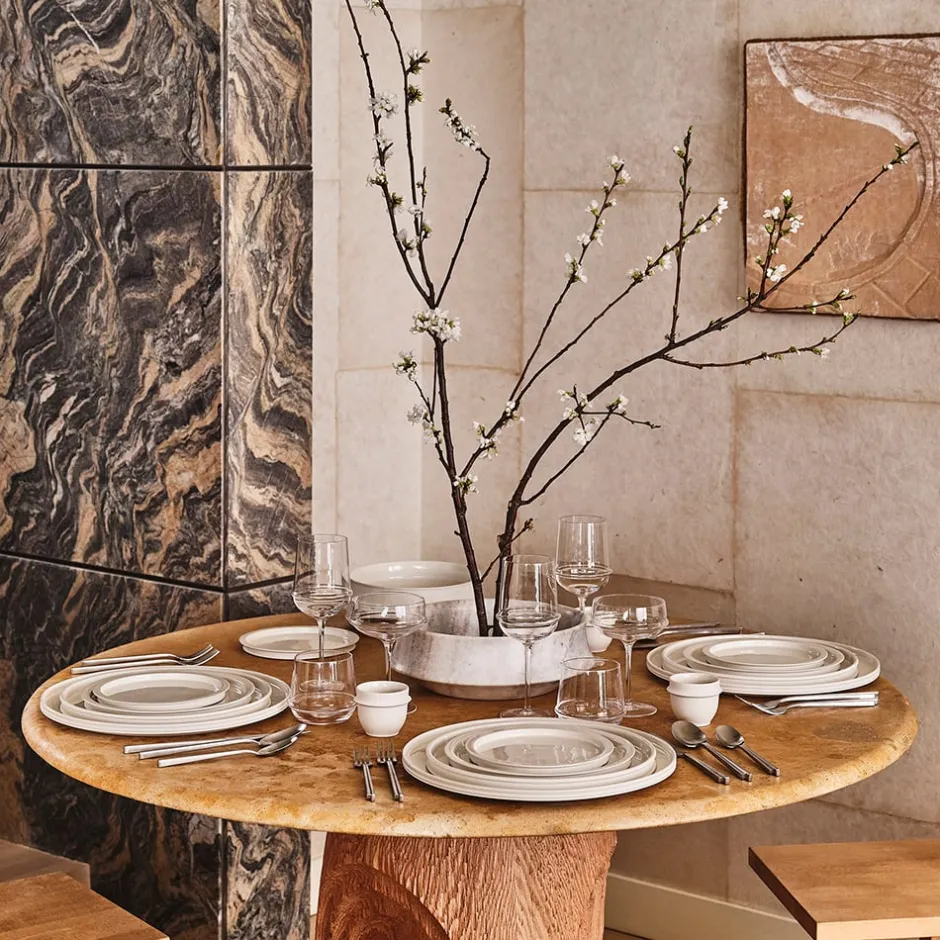 Entertaining|Dune Collection<Kelly Wearstler dune oval serving dish ALABASTER