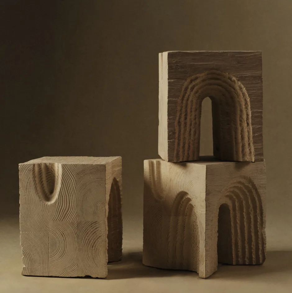 Side Tables<Kelly Wearstler echo stool WHITEGESSO