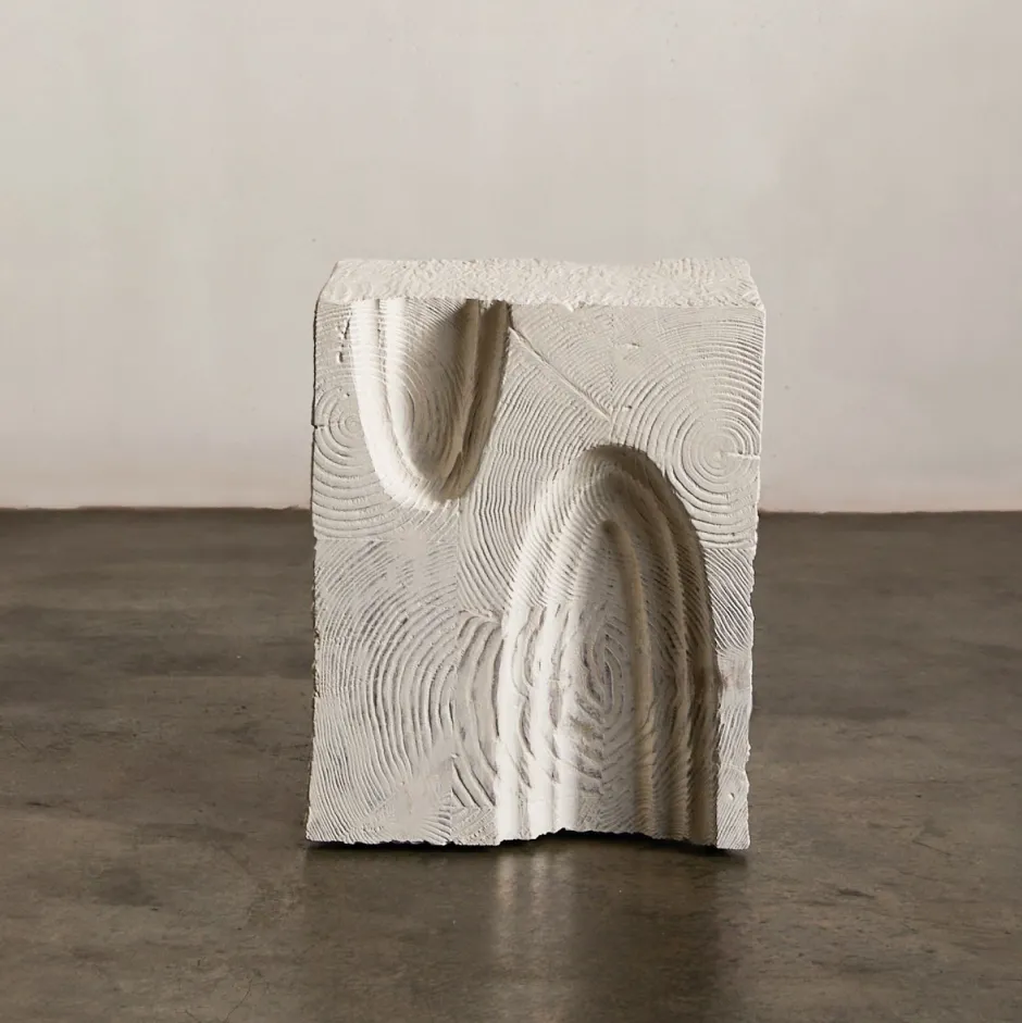 Side Tables<Kelly Wearstler echo stool WHITEGESSO