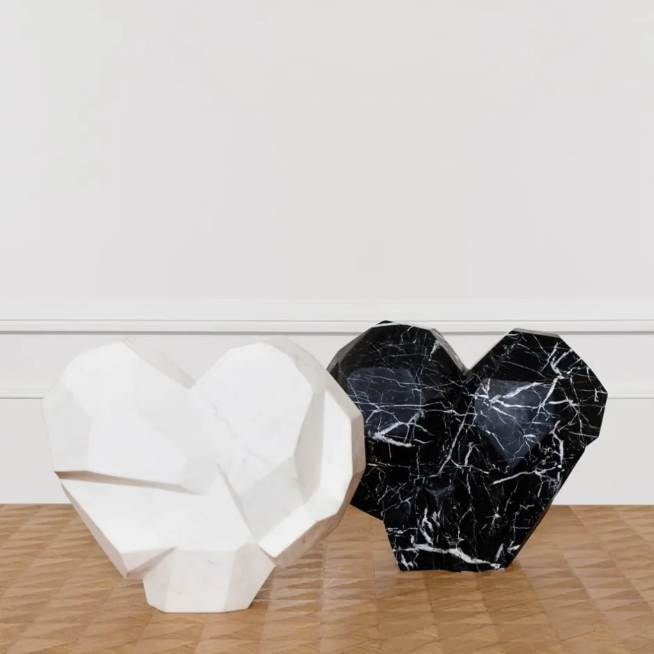 Objects<Kelly Wearstler fractured heart large NEROMARQUINA