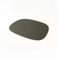 Serveware<Kelly Wearstler maris rectangular placemat CYPRESS