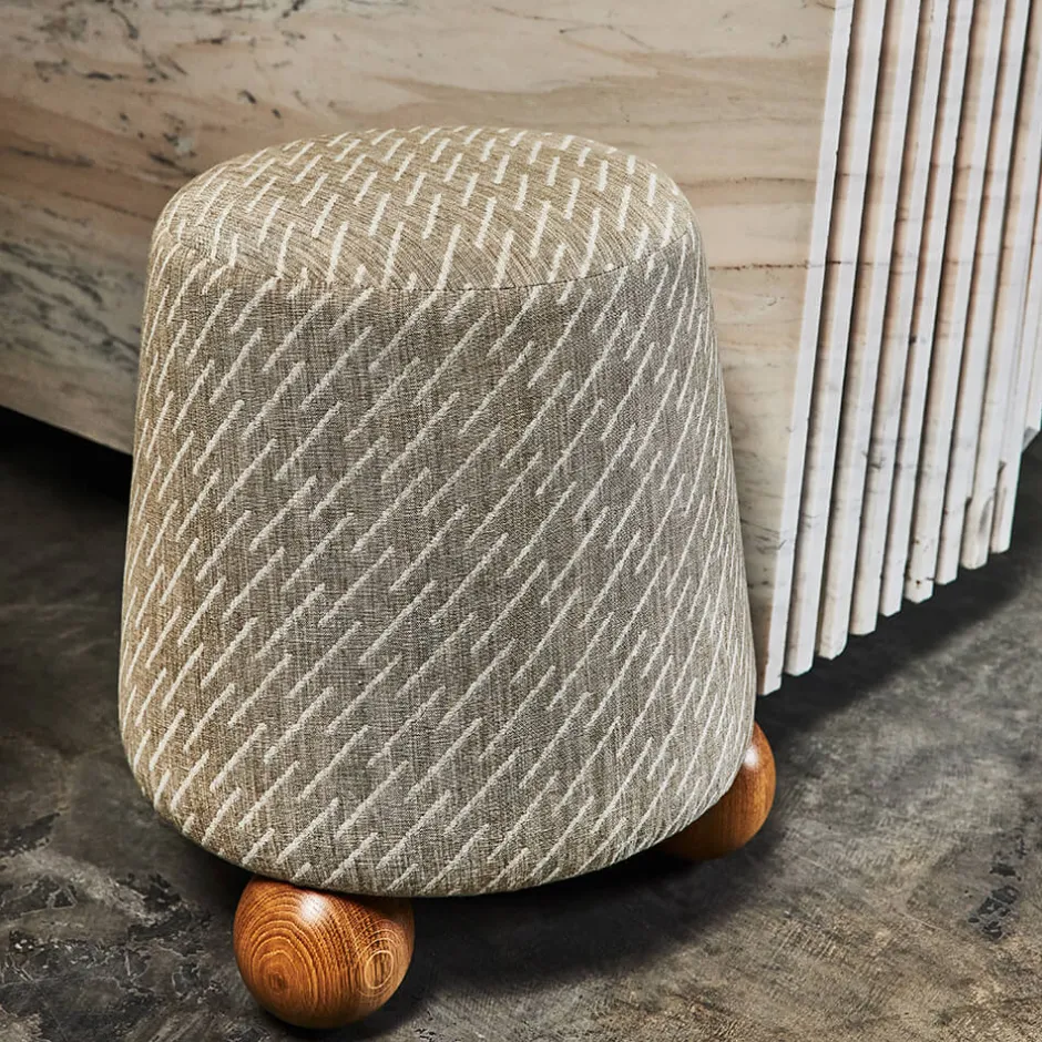 Ottomans & Stools<Kelly Wearstler morro ottoman