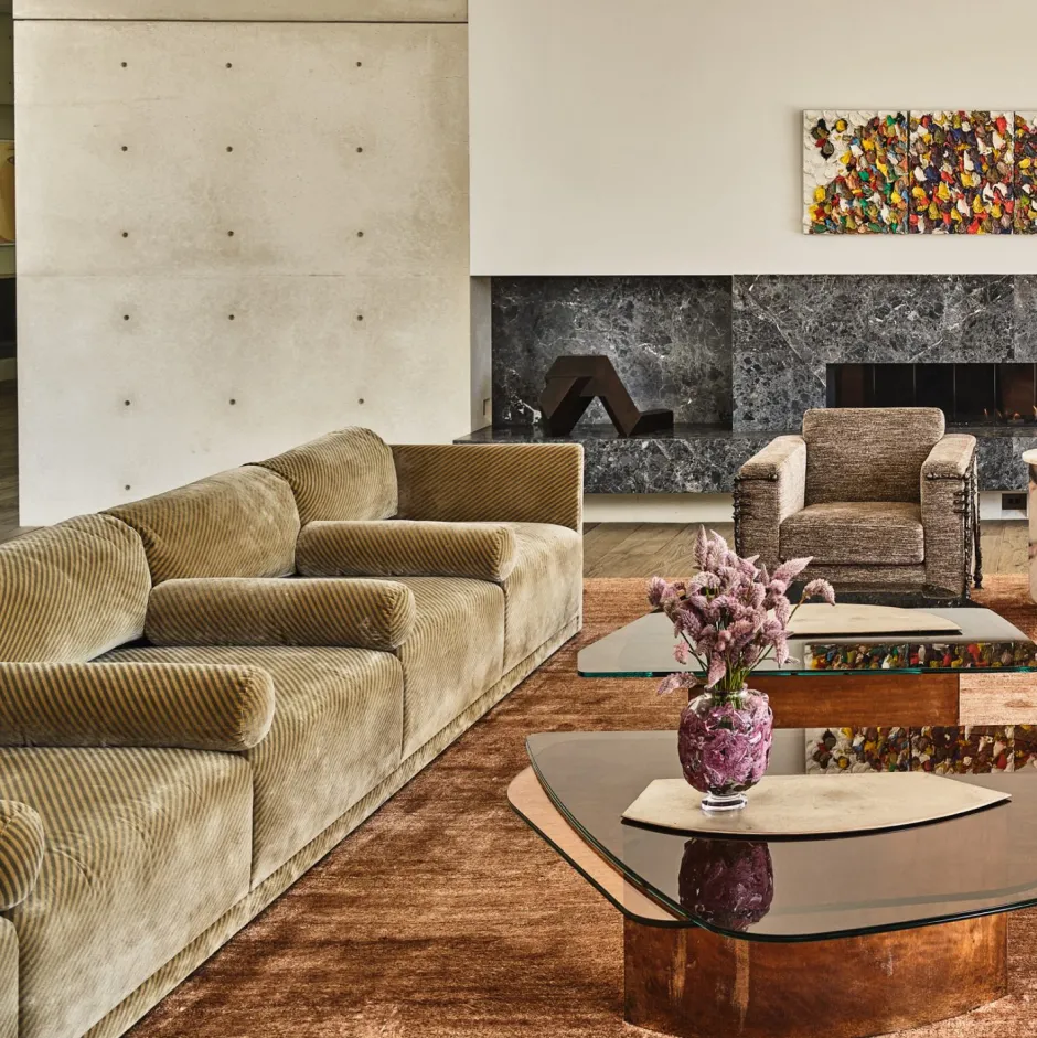 Sofas<Kelly Wearstler palladium sofa