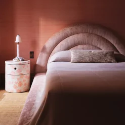 Beds<Kelly Wearstler sunsetter bed