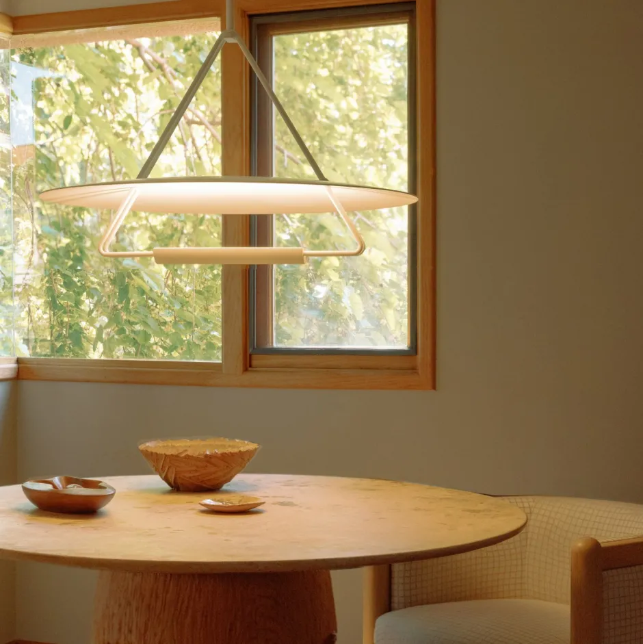 Chandeliers<Kelly Wearstler teline 30" round chandelier ANTIQUE-BURNISHEDBRASSANDMATTEWHITE